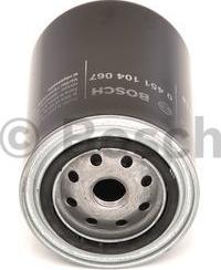 BOSCH 0 451 104 067 - Öljynsuodatin inparts.fi