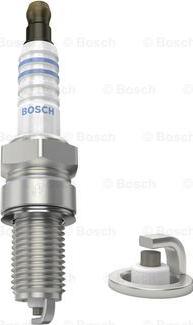 BOSCH 0 242 145 500 - Sytytystulppa inparts.fi