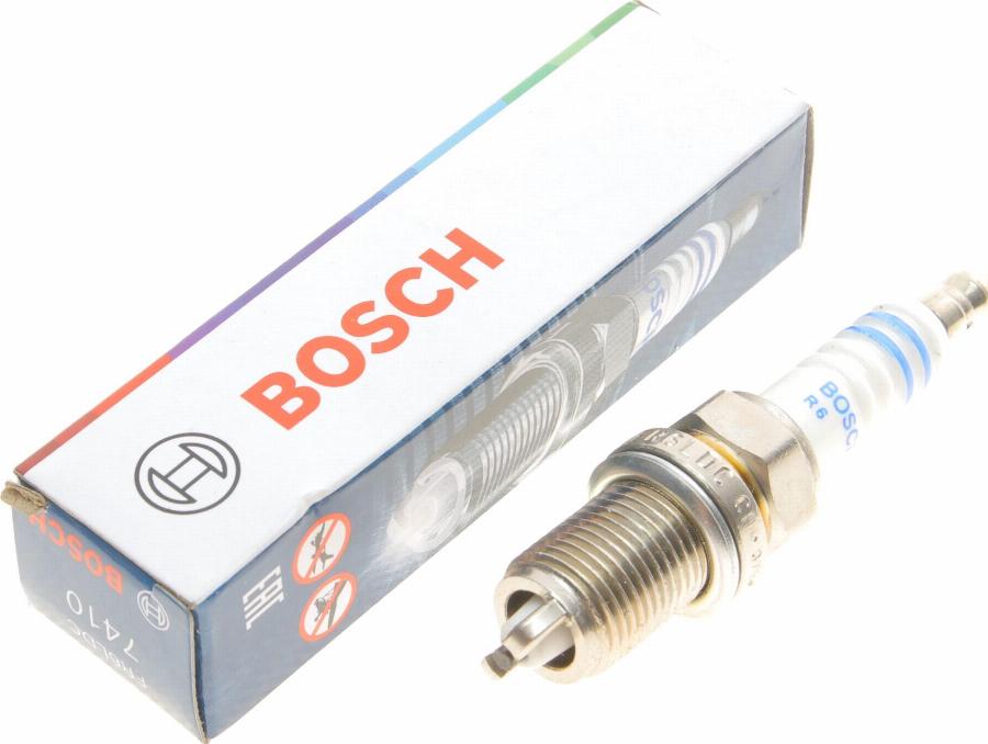 BOSCH 0 242 240 566 - Sytytystulppa inparts.fi