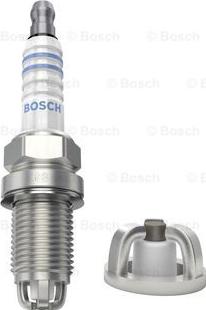 BOSCH 0 242 240 618 - Sytytystulppa inparts.fi