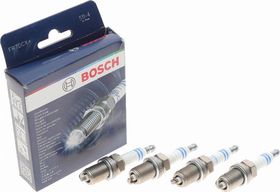 BOSCH 0 242 235 913 - Sytytystulppa inparts.fi