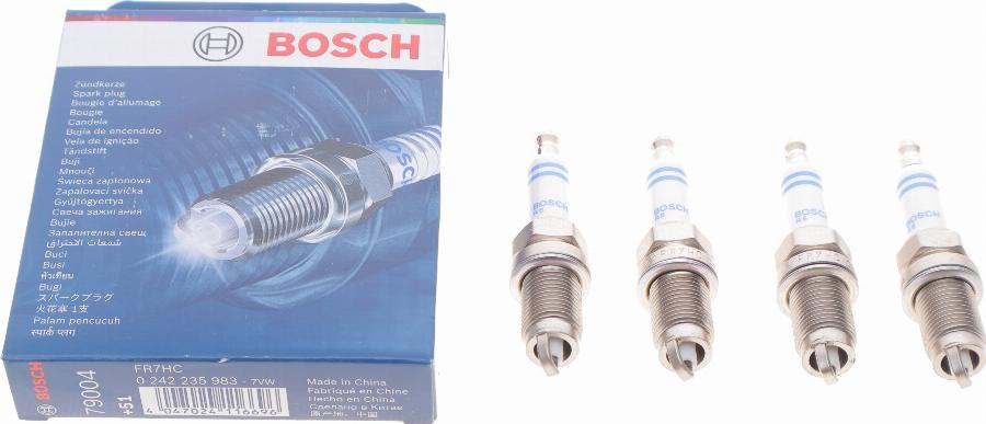 BOSCH 0 242 235 983 - Sytytystulppa inparts.fi