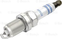 BOSCH 0 242 230 621 - Sytytystulppa inparts.fi