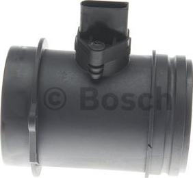 BOSCH 0 280 218 067 - Ilmamassamittari inparts.fi