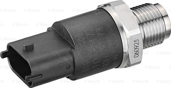 BOSCH 0 281 002 472 - Tunnistin, polttoaine paine inparts.fi