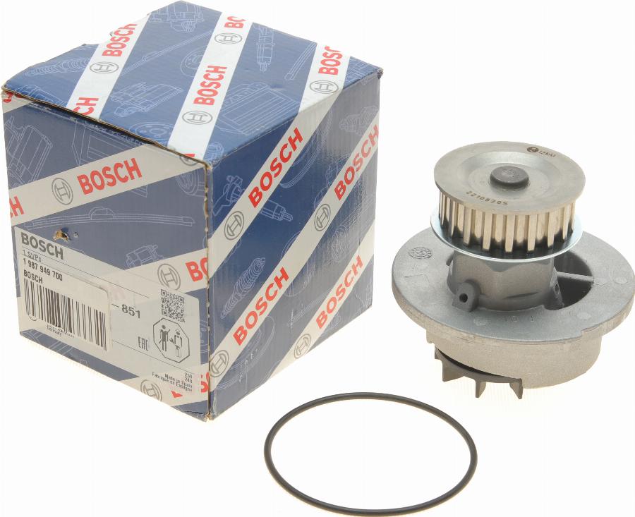 BOSCH 1 987 949 700 - Vesipumppu inparts.fi