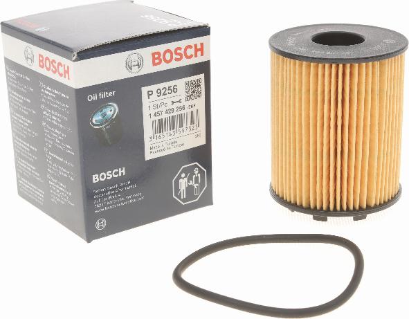 BOSCH 1 457 429 256 - Öljynsuodatin inparts.fi