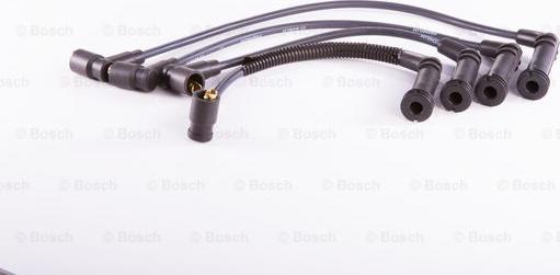 BOSCH F 000 99C 609 - Sytytysjohtosarja inparts.fi