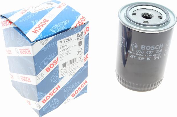 BOSCH F 026 407 256 - Öljynsuodatin inparts.fi