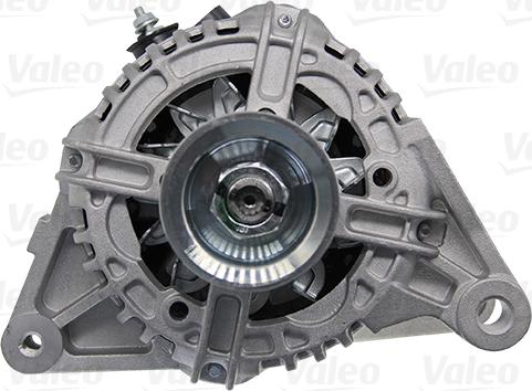 Valeo 443082 - Laturi inparts.fi