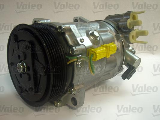 Valeo 813713 - Kompressori, ilmastointilaite inparts.fi