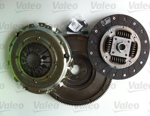 Valeo 835010 - Kytkinpaketti inparts.fi