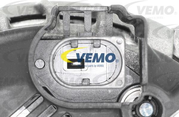 Vemo V10-13-50094 - Laturi inparts.fi