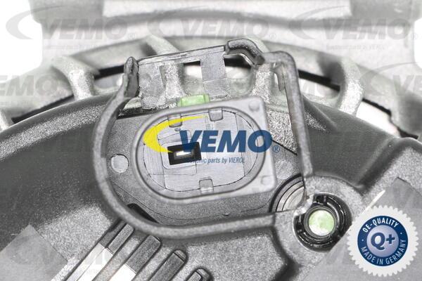 Vemo V10-13-50047 - Laturi inparts.fi