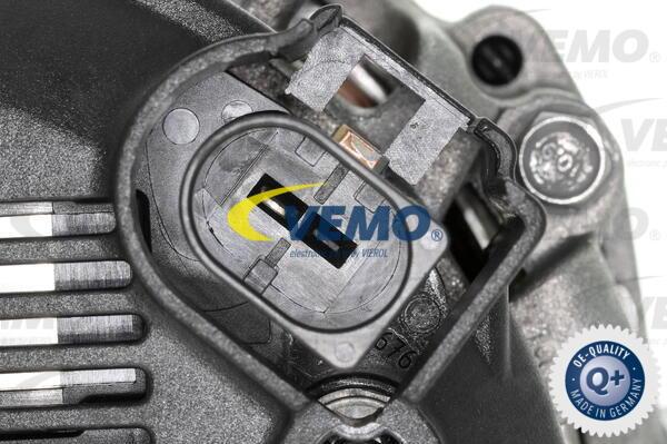 Vemo V10-13-50024 - Laturi inparts.fi