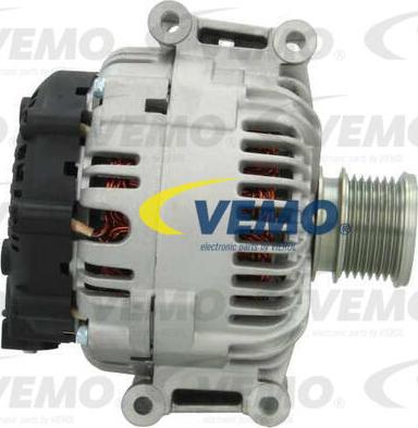 Vemo V30-13-47697 - Laturi inparts.fi