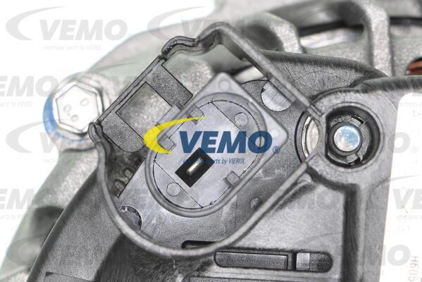 Vemo V30-13-50021 - Laturi inparts.fi